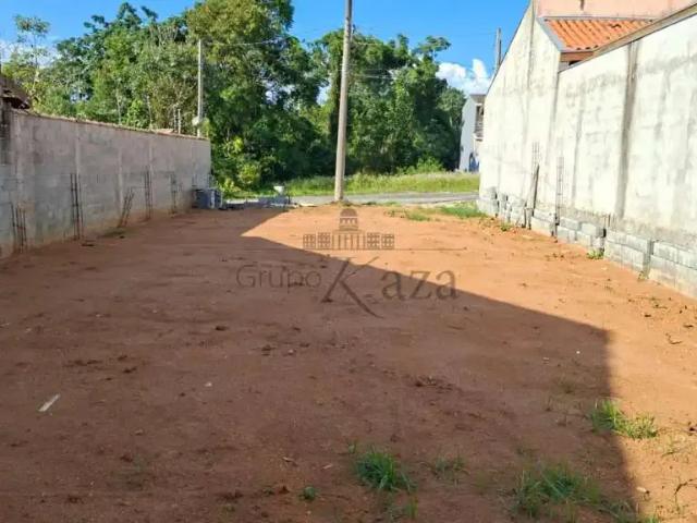 Terreno / Lote para Venda em Jacareí/SP Jardim Terras de São João