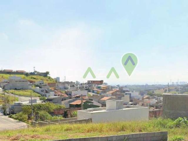 Terreno / Lote para Venda em Jacareí/SP Parque Califórnia