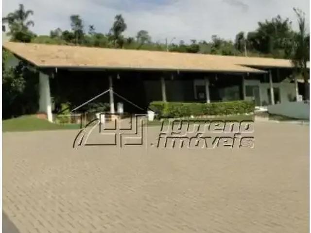 Terreno / Lote para Venda em Jacareí/SP Rio Comprido