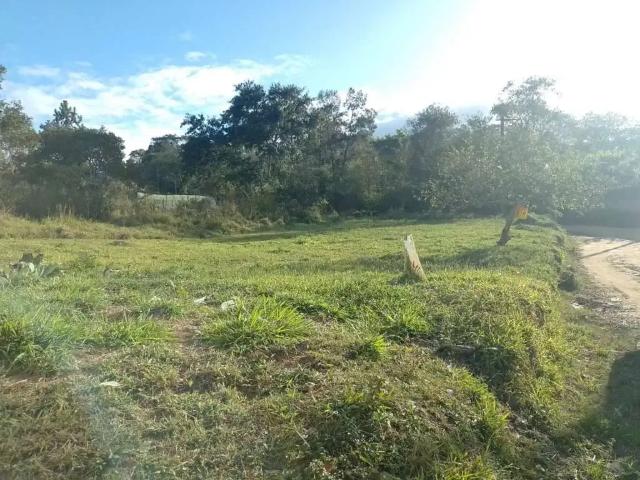 Terreno / Lote para Venda em Jacareí/SP Veraneio Ijal