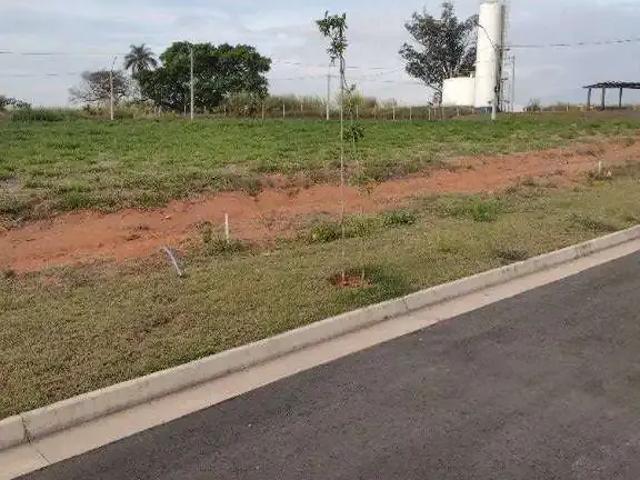 Terreno / Lote para Venda em Jaguariúna/SP Colinas do Castelo