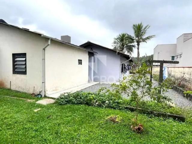 Terreno / Lote para Venda em Jaraguá do Sul/SC São Luís 3 Quartos