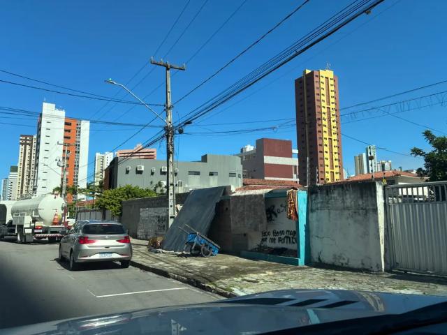 Terreno / Lote para Venda em João Pessoa/PB Manaíra