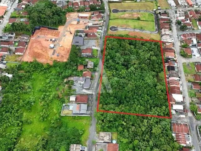 Terreno / Lote para Venda em Joinville/SC Vila Nova