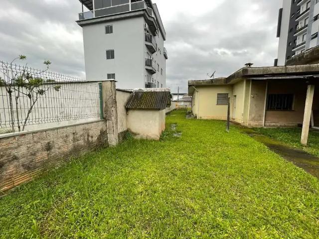 Terreno / Lote para Venda em Joinville/SC América