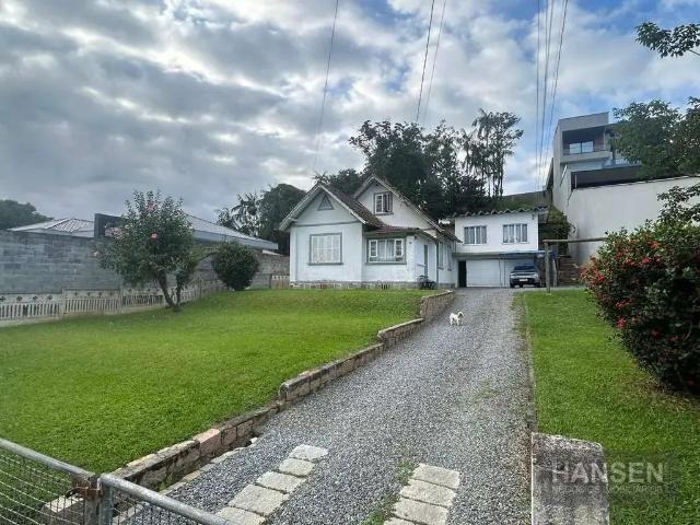 Terreno / Lote para Venda em Joinville/SC América