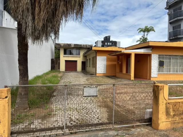 Terreno / Lote para Venda em Joinville/SC América