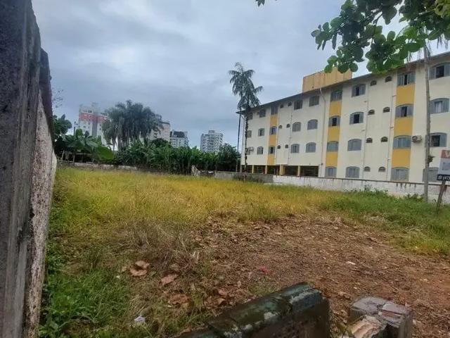 Terreno / Lote para Venda em Joinville/SC América