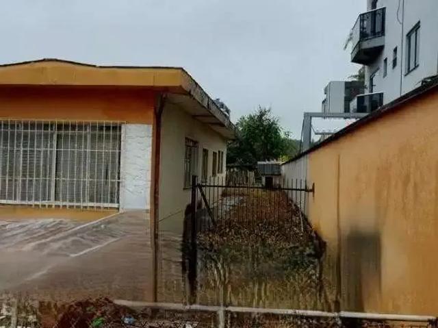 Terreno / Lote para Venda em Joinville/SC América