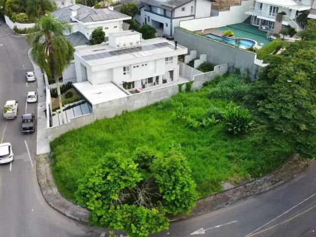 Terreno / Lote para Venda em Joinville/SC América