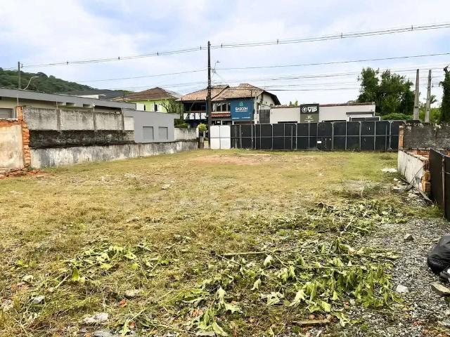 Terreno / Lote para Venda em Joinville/SC América