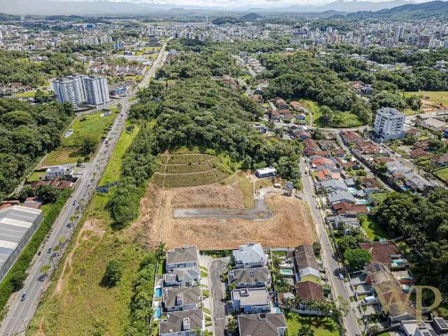 Terreno / Lote para Venda em Joinville/SC América