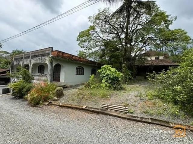 Terreno / Lote para Venda em Joinville/SC América