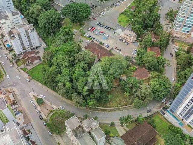 Terreno / Lote para Venda em Joinville/SC Atiradores