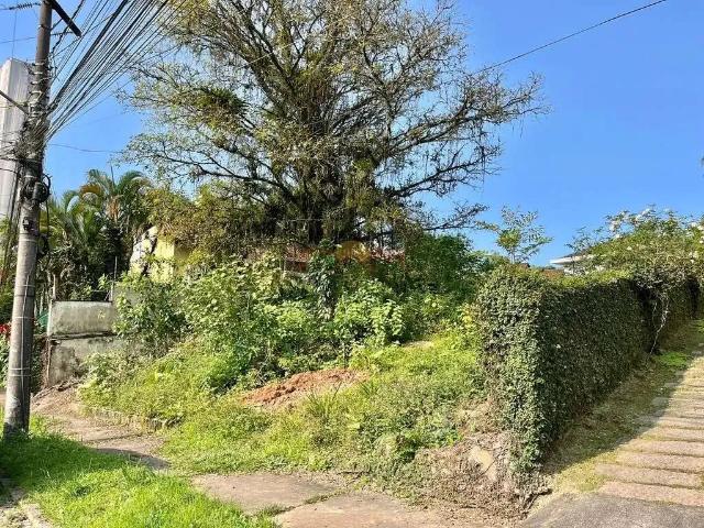 Terreno / Lote para Venda em Joinville/SC Atiradores