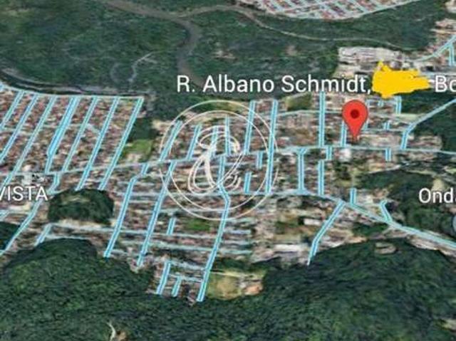 Terreno / Lote para Venda em Joinville/SC Boa Vista