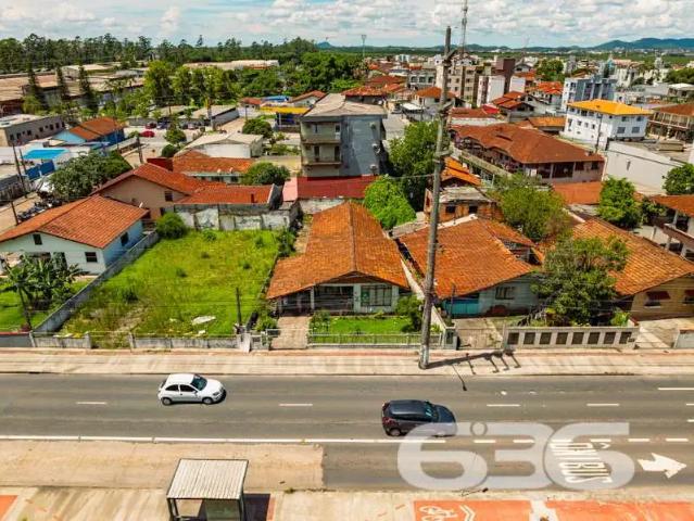 Terreno / Lote para Venda em Joinville/SC Boa Vista