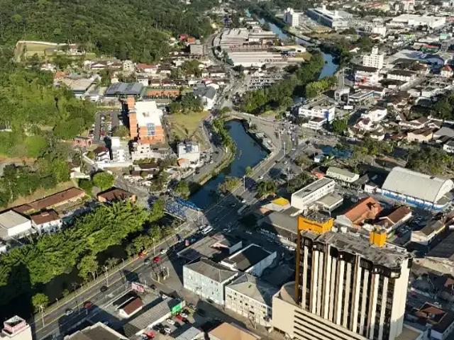 Terreno / Lote para Venda em Joinville/SC Centro