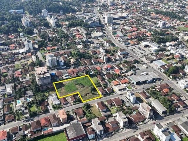 Terreno / Lote para Venda em Joinville/SC Costa e Silva