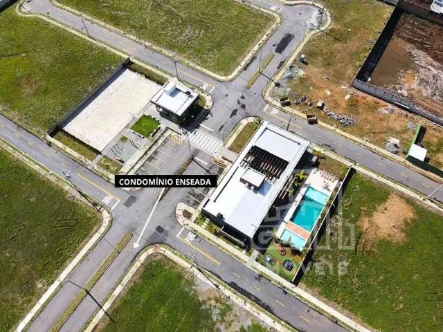 Terreno / Lote para Venda em Joinville/SC Espinheiros