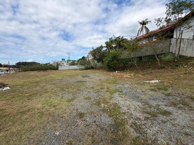 Terreno / Lote para Venda em Joinville/SC Floresta