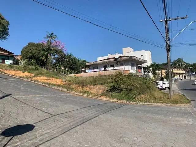Terreno / Lote para Venda em Joinville/SC Floresta