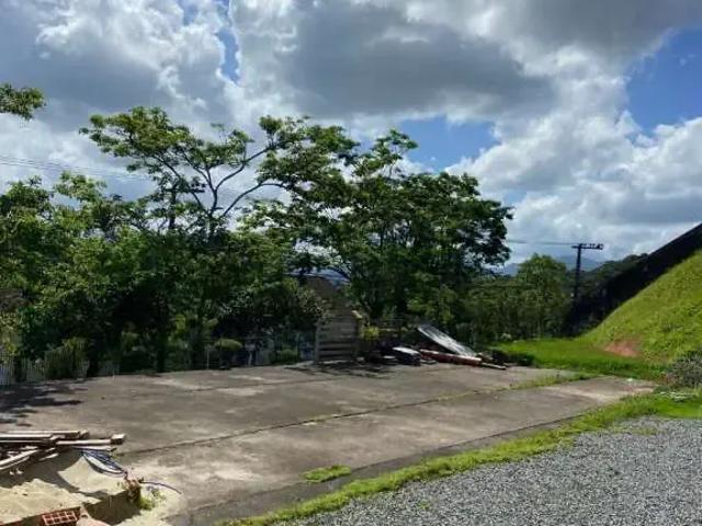 Terreno / Lote para Venda em Joinville/SC Glória