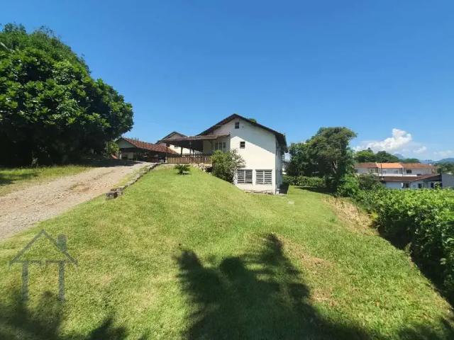 Terreno / Lote para Venda em Joinville/SC Glória