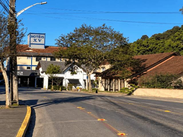Terreno / Lote para Venda em Joinville/SC Glória