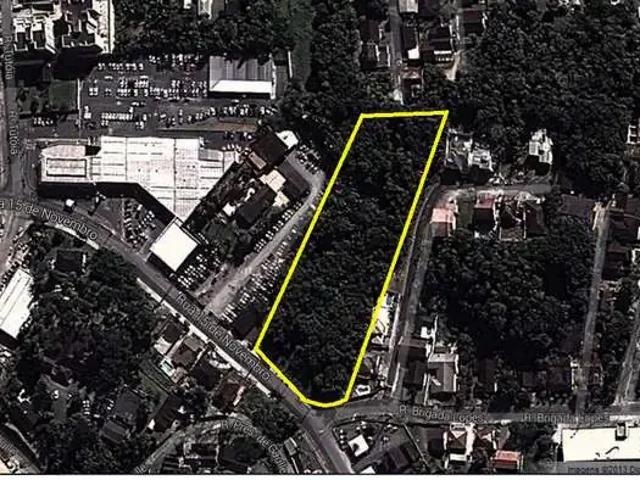 Terreno / Lote para Venda em Joinville/SC Glória