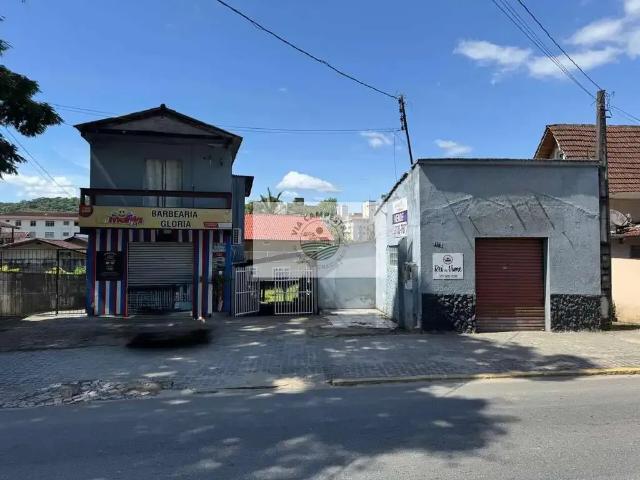 Terreno / Lote para Venda em Joinville/SC Glória