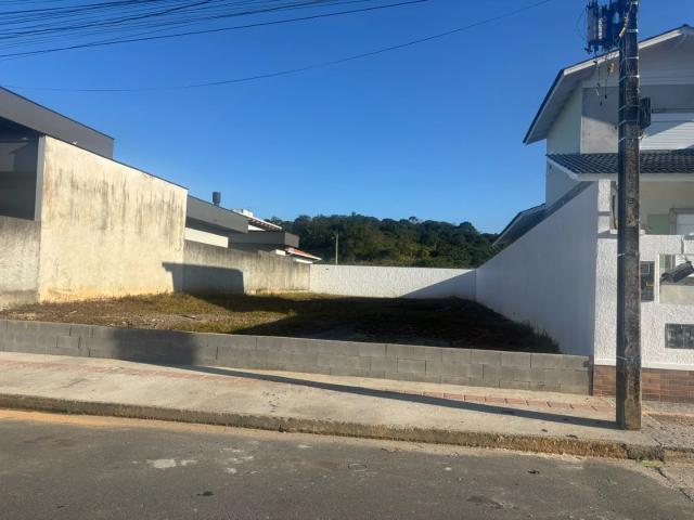 Terreno / Lote para Venda em Joinville/SC Glória