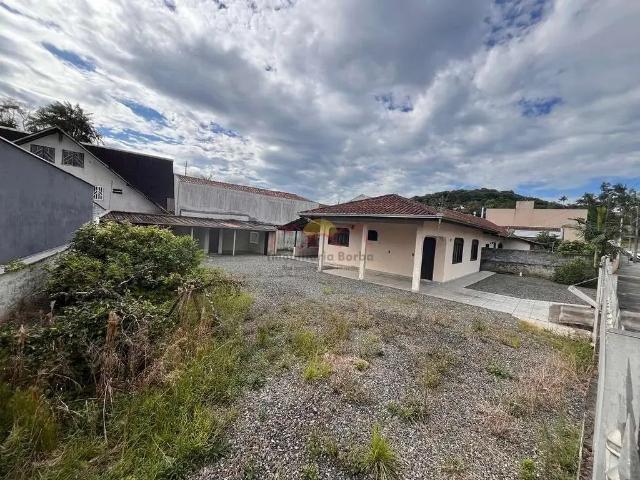 Terreno / Lote para Venda em Joinville/SC Guanabara
