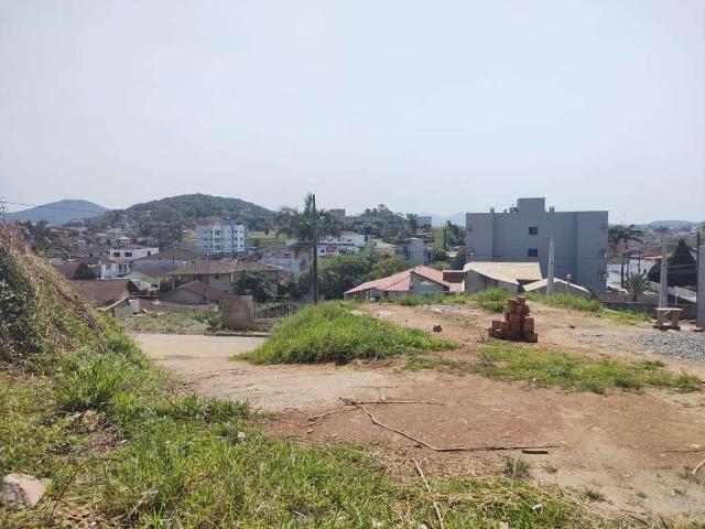 Terreno / Lote para Venda em Joinville/SC Guanabara