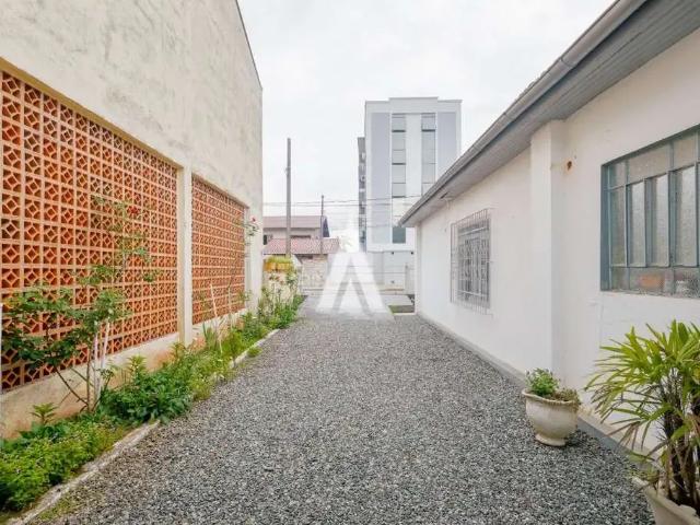 Terreno / Lote para Venda em Joinville/SC Iririú