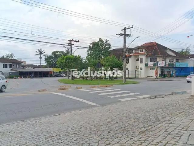 Terreno / Lote para Venda em Joinville/SC Iririú