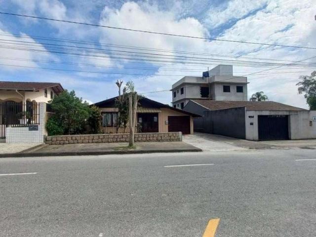 Terreno / Lote para Venda em Joinville/SC Iririú