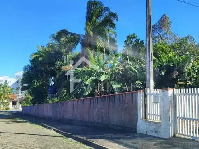 Terreno / Lote para Venda em Joinville/SC Iririú
