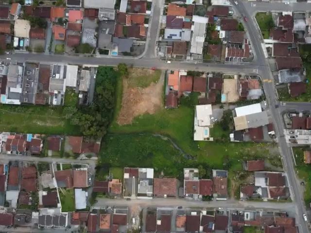 Terreno / Lote para Venda em Joinville/SC Iririú