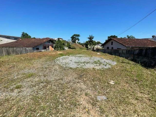 Terreno / Lote para Venda em Joinville/SC Iririú