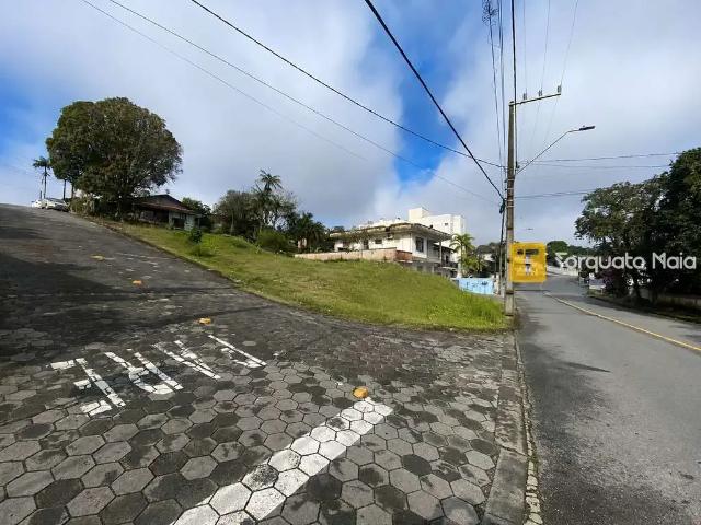 Terreno / Lote para Venda em Joinville/SC Itaum