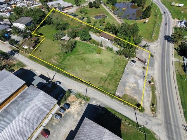 Terreno / Lote para Venda em Joinville/SC Itinga