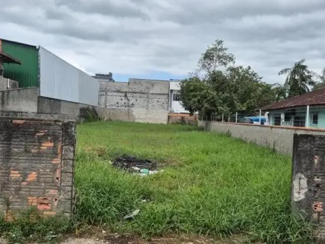 Terreno / Lote para Venda em Joinville/SC Jardim Iririú