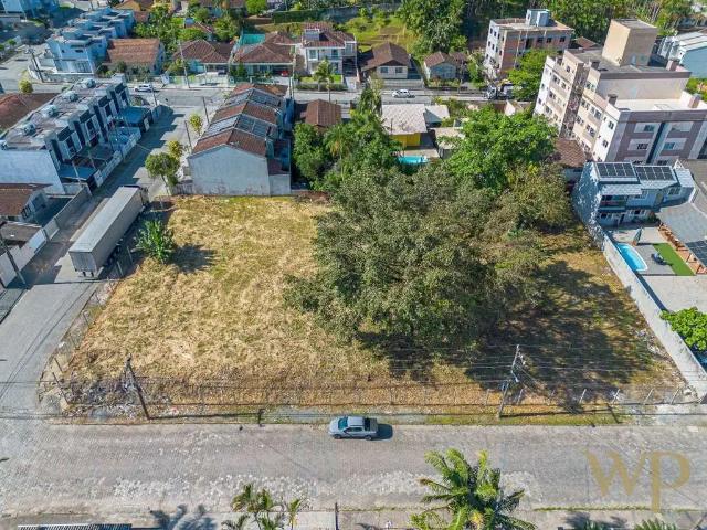 Terreno / Lote para Venda em Joinville/SC Nova Brasília