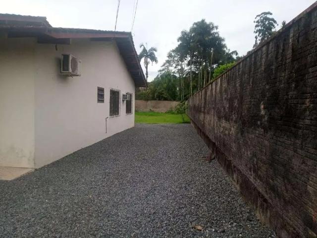 Terreno / Lote para Venda em Joinville/SC Saguaçu 4 Quartos