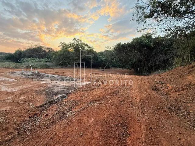 Terreno / Lote para Venda em Jundiaí/SP Caxambu