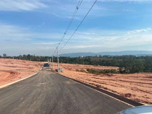 Terreno / Lote para Venda em Jundiaí/SP Poste