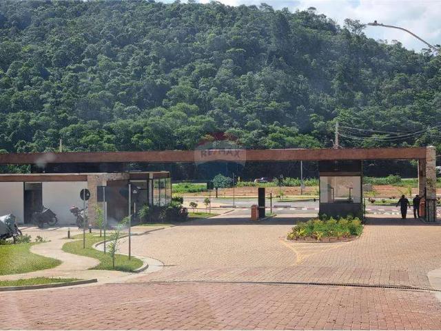 Terreno / Lote para Venda em Juiz de Fora/MG Vina Del Mar 1 Quartos