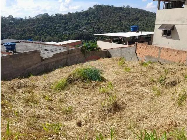 Terreno / Lote para Venda em Juiz de Fora/MG Vila Montanhesa