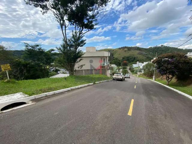 Terreno / Lote para Venda em Juiz de Fora/MG Grama